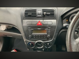 /photos/12209/3d36c7ea-1758-093e-1037-9c8c160fee9b_i320x240.jpg