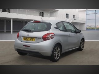 /photos/12209/552cf04f-daf0-b27b-e885-255654b1740f_i320x240.jpg