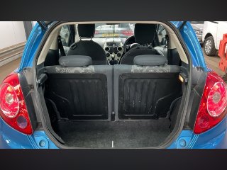 /photos/12209/5719f631-78a4-24d6-53ac-5a053217f3cd_i320x240.jpg