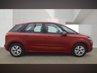 /photos/12209/6437eb45-3c20-6f6b-f3d2-165d1d94e9c2_i320x240.jpg