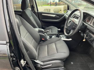 /photos/12209/67e76a96-37f8-4fb6-b154-ad918cf2ad7c_i320x240.jpg