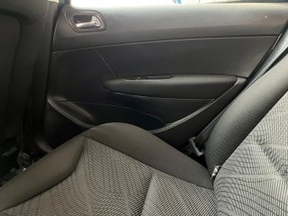 /photos/12209/681857db-513b-33c7-7619-6b9d5e5b018b_i320x240.jpg