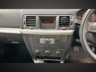 /photos/12209/c56ca7d5-c8ce-c8b6-b451-3df4cc5ad4aa_i320x240.jpg