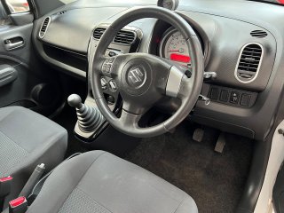 /photos/12209/eb7d7601-58c9-9abf-880b-8f46382c2404_i320x240.jpg