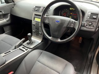 /photos/12209/f3b2b847-83ac-41a7-0716-9f8e6f9f2b93_i320x240.jpg